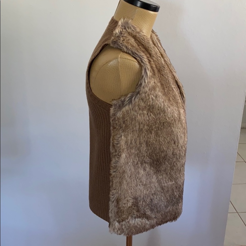 Studio by JPR Faux Fur Vest - Picture 2 of 5